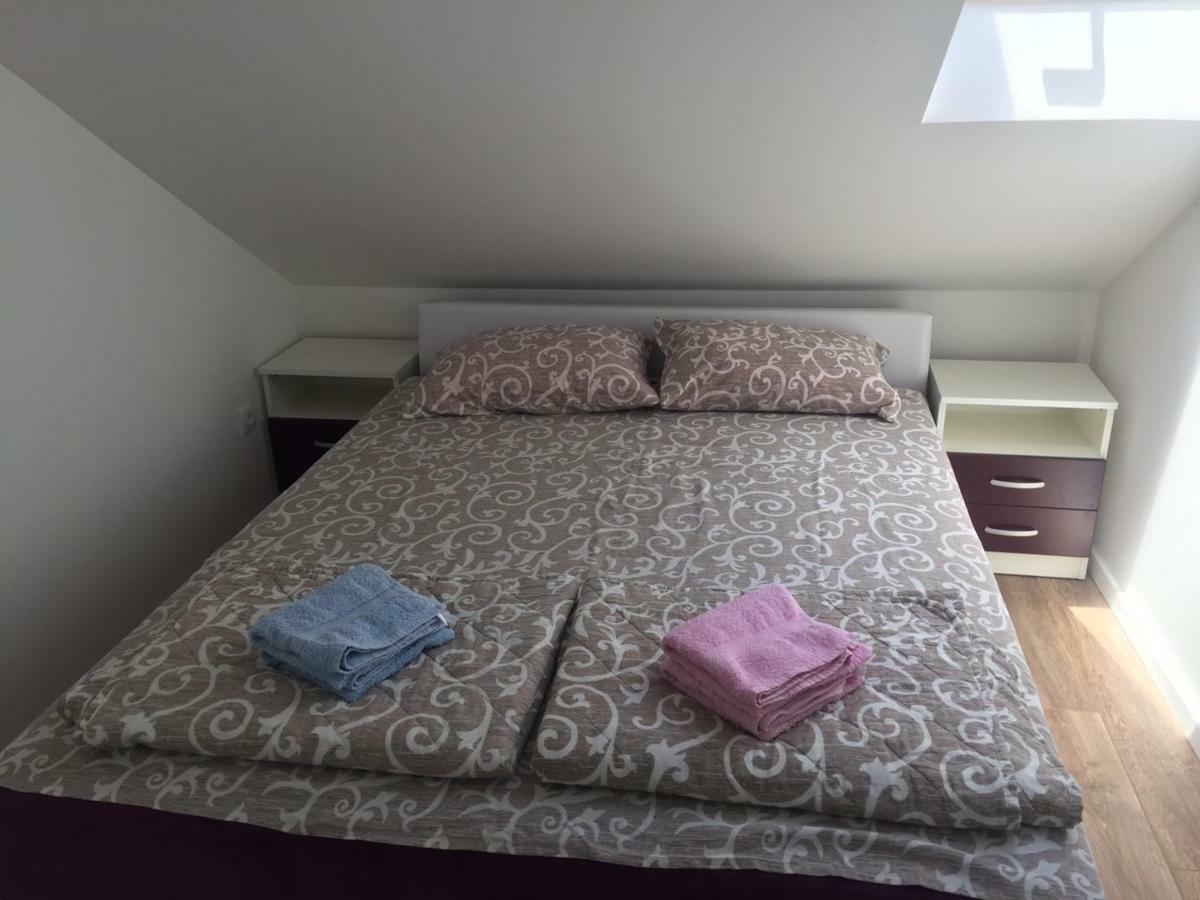 Apartman Mn Vrnjačka Banja エクステリア 写真
